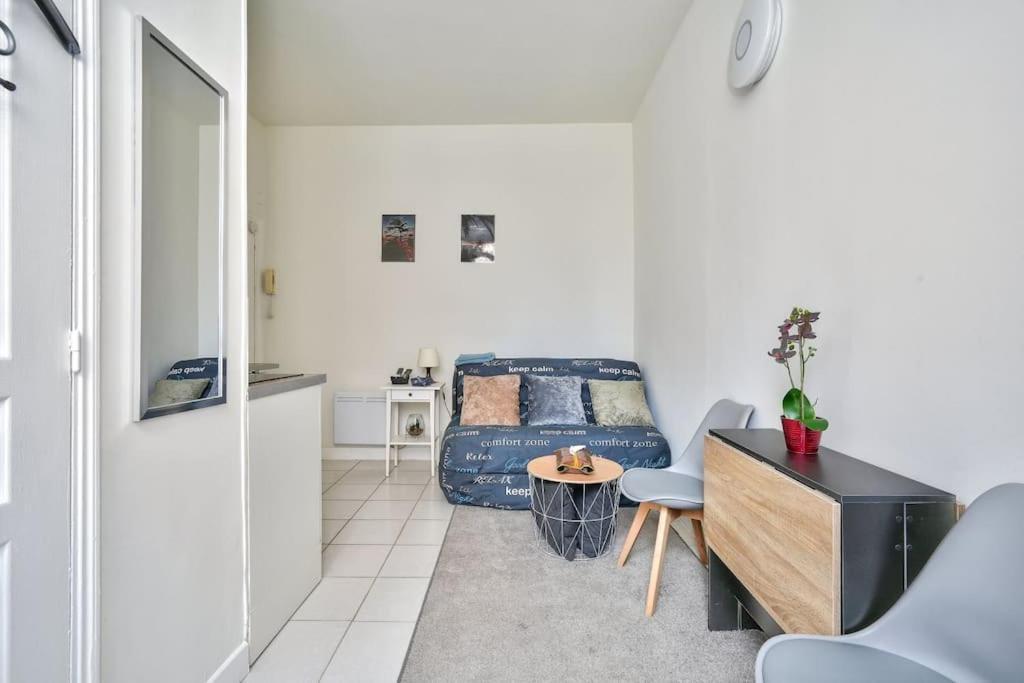 Magnificent Studio Near Paris Clichy Ngoại thất bức ảnh