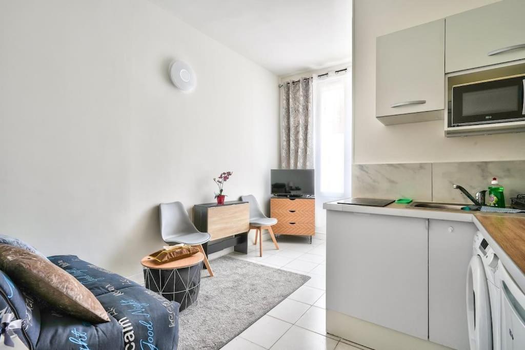 Magnificent Studio Near Paris Clichy Ngoại thất bức ảnh