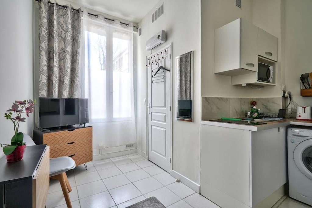 Magnificent Studio Near Paris Clichy Ngoại thất bức ảnh
